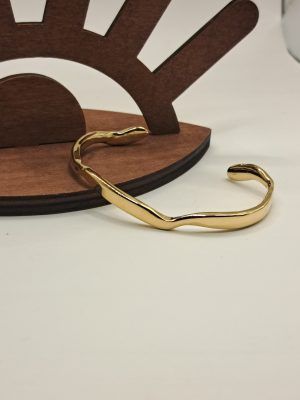 Βραχιόλι Χειροπέδα Minimal Από Ανοξείδωτο Άτσαλι Σε Χρυσό